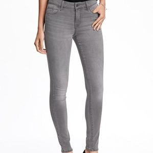 Rock & Republic Skinny Jeans.